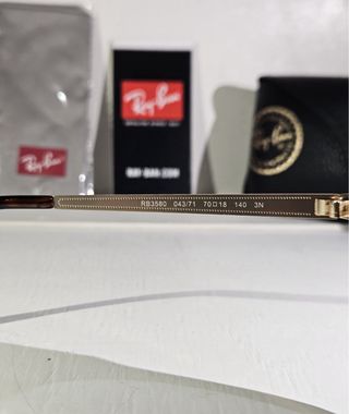 Occhiali Ray Ban Cat Eye Nero e Oro