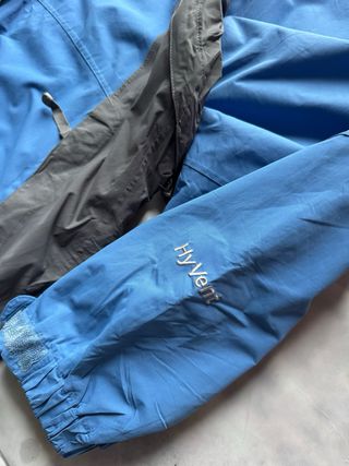 Chaqueta The North Face Azul y Gris