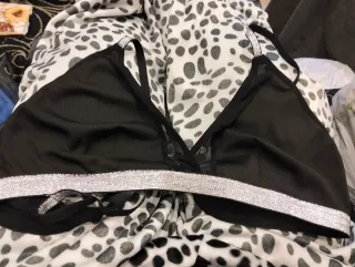 Lote Ropa Interior Negra y Plateada Roja Beig
