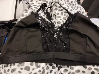 Lote Ropa Interior Negra y Plateada Roja Beig