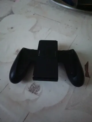 Nintendo Switch Azul/Rojo - Casi Nueva