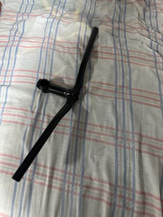 Manillar y potencia bicicleta negro