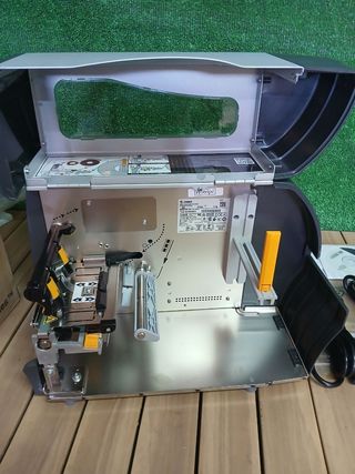 Impresora etiquetas Zebra ZT230 térmica 203dpi