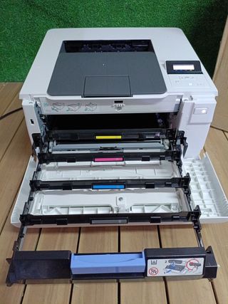 HP Laser Jet Pro M254nw - Stampante laser a colori