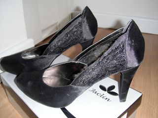 Zapatos Jaclín encaje-raso T/40. NUEVOS