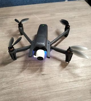 Parrot Anafi - Dron cuadricóptero 4K HD