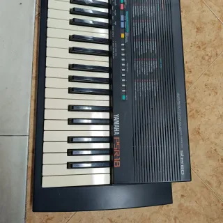 Teclado Yamaha PSR-18