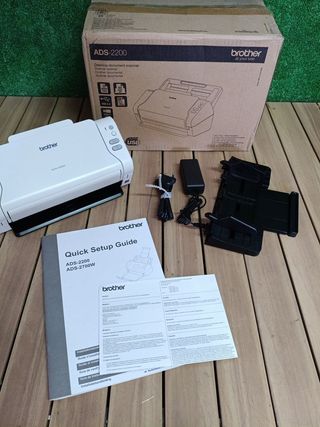 Brother ADS2200 - Escáner documental sobremesa