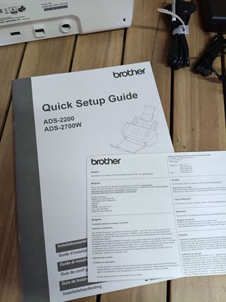 Brother ADS2200 - Escáner documental sobremesa