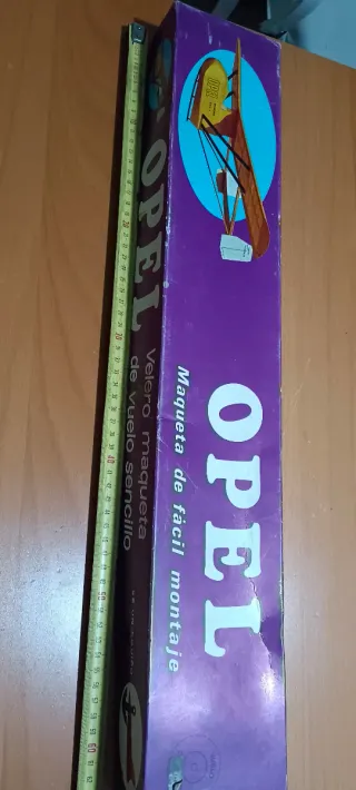 Maqueta de avion MODELHOB