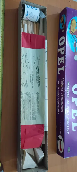 Maqueta de avion MODELHOB