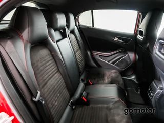 MERCEDES GLA-CLASS (+)2.1 GLA 200 D AMG LINE 136 5P