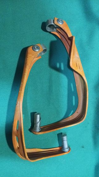 Guardamanos Acerbis Naranja