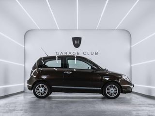 Lancia Ypsilon Ypsilon 1.4 16V Platino - nuev