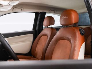 Lancia Ypsilon Ypsilon 1.4 16V Platino - nuev