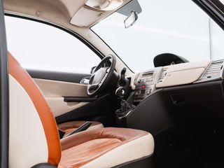 Lancia Ypsilon Ypsilon 1.4 16V Platino - nuev