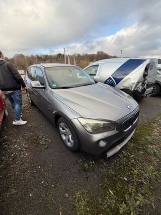 BMW X1 2011