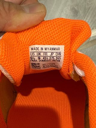 Zapatillas Adidas Futsal Naranja y Blanco