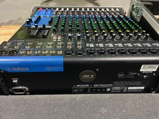 Mesa de Mezcla Yamaha MG16XU