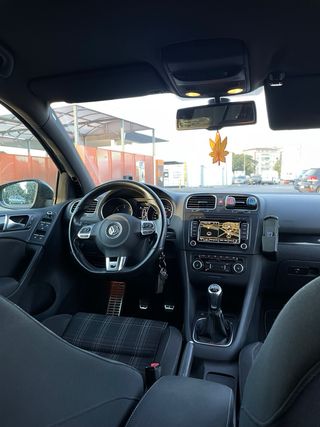 Volkswagen Golf 2010