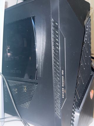 PC Gaming MSI Negro y Multicolor MSI MAG Infinit