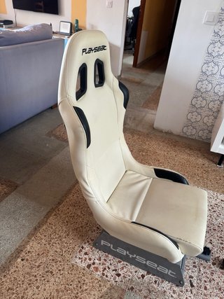 Volante Logitech G29 y Playseat