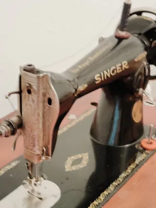 Máquina de coser Singer antigua