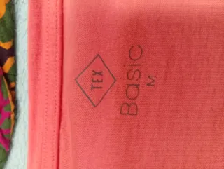 Lote 3 Camisetas Básicas M (Tex, Zara, terraduan)
