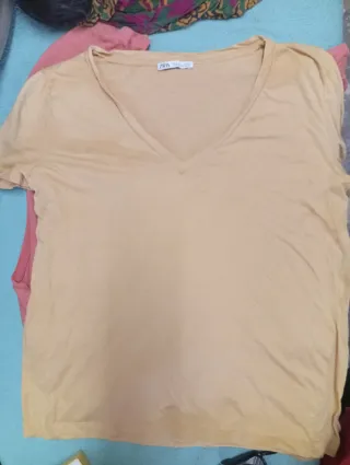 Lote 3 Camisetas Básicas M (Tex, Zara, terraduan)