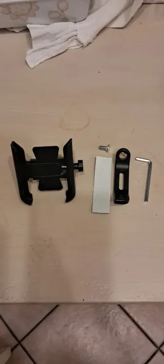 Supporto telefono moto/scooter