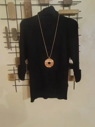 Collar largo con bonito colgante