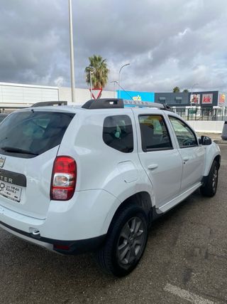 Dacia Duster Laureate 1.5 dCi 110cv (2015)