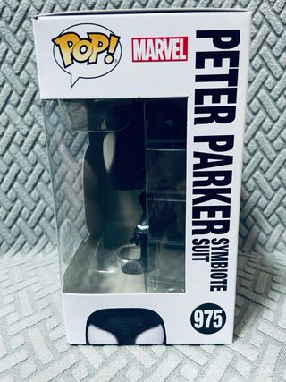 Funko Pop Peter Parker Traje Simbionte 975