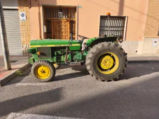 Tractor John Deere 1035F