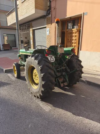 Tractor John Deere 1035F
