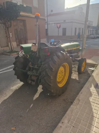 Tractor John Deere 1035F