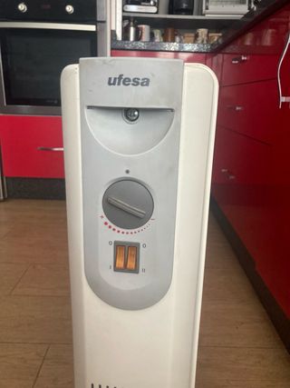 Radiador Ufesa blanco