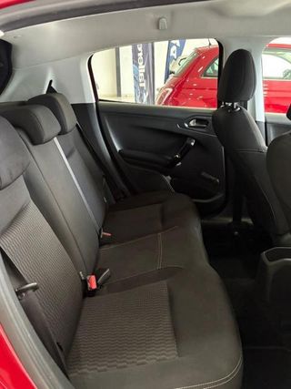 PEUGEOT 208 5p Style S 1.6 BlueHDi 100