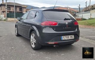 SEAT Leon 1.6 TDI 105 CV 5p. Style