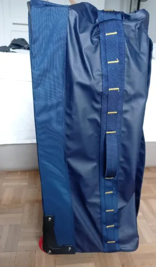 The North Face Base Camp Voyager Roll 29