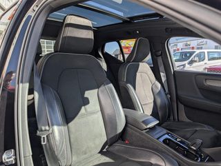 VOLVO XC40 2.0 D3 R-Design Auto