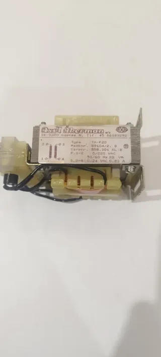 Trasformatore 230-24V 0,83A