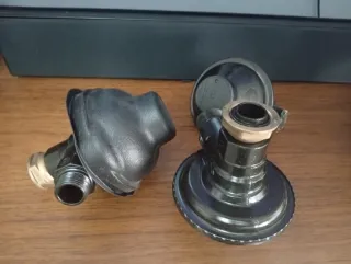 Regolatore di gas nero