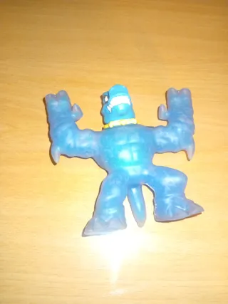 Figura Goo Jit Zu Dinosaurio Azul