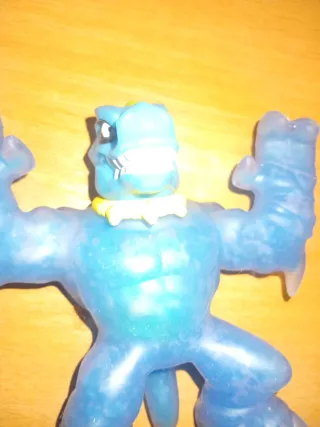 Figura Goo Jit Zu Dinosaurio Azul