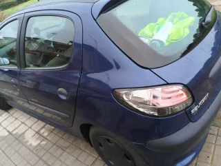 Peugeot 206 1999