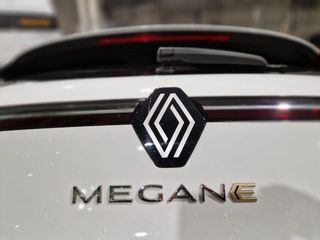 RENAULT Mégane Eléctrico Mégane E-Tech Equilibre Standard Charge EV40 96kW