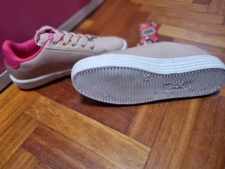 Zapatillas niña "Xti" rosa