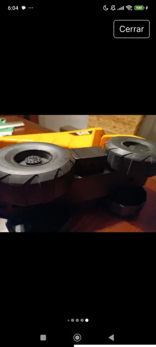 Camión volquete CAT grande