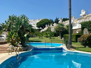 Piso en alquiler en Calahonda en Mijas